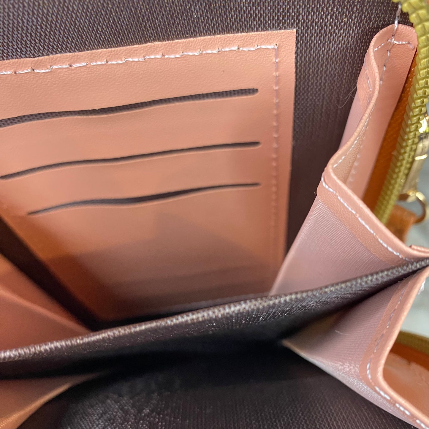 Ivy Crossbody Wallet + Purse - Grey