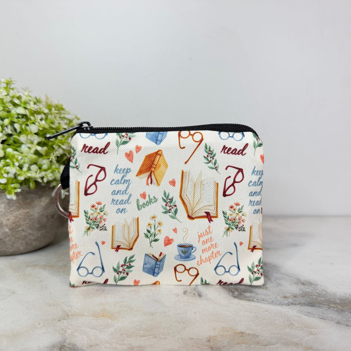 Mini Pouch - Book Reading Read On