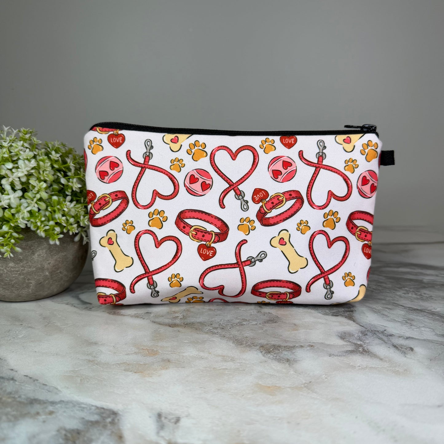 Pouch - Dog Leash Heart Paw