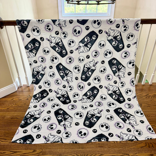 Blanket Halloween #8 - Coffee Skull White