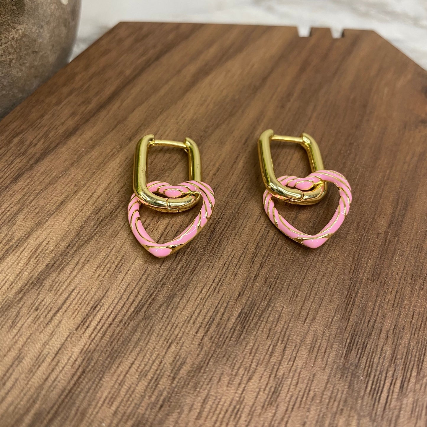 Metal Dangle Earrings - Heart Link - Light Pink