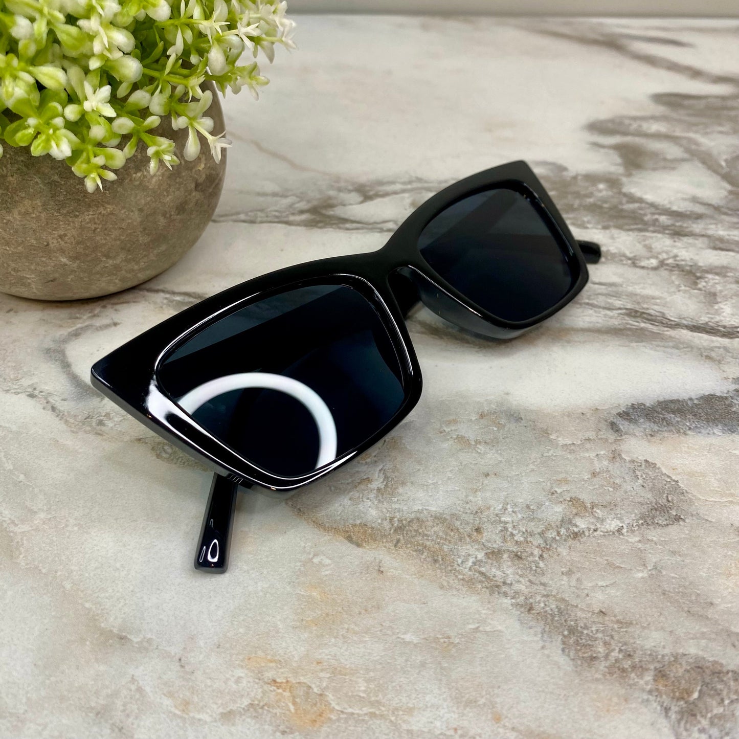 Sunglasses - Style D - Black Black